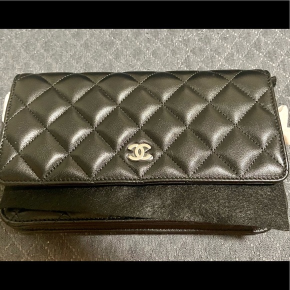 *SOLD*CHANEL wallet on chain (WOC) - Picture 13 of 15